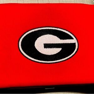 Beautiful University of Ga., Signature “G” wallet.
